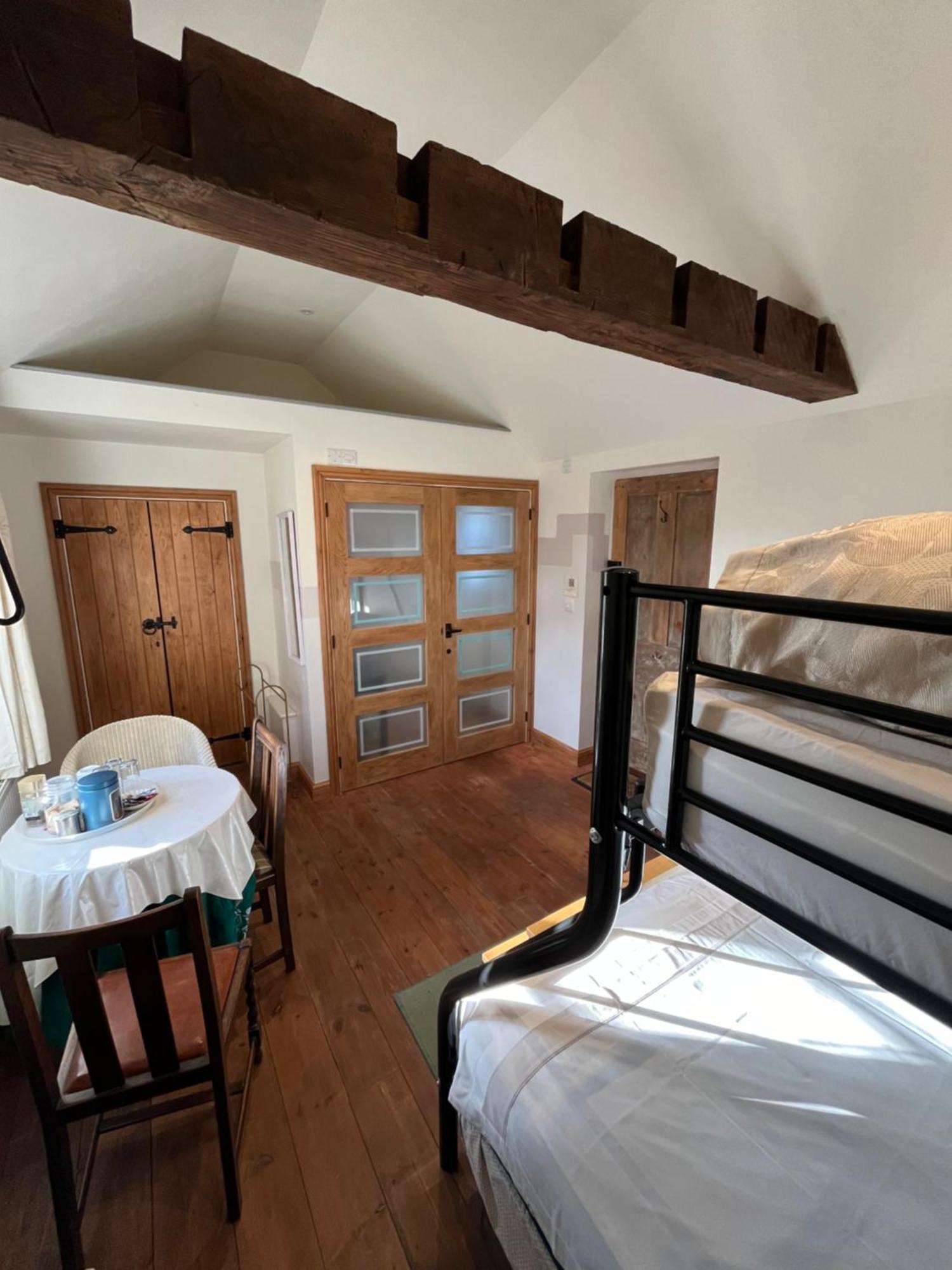 C Farmhouse Accommodation Alne Exterior foto